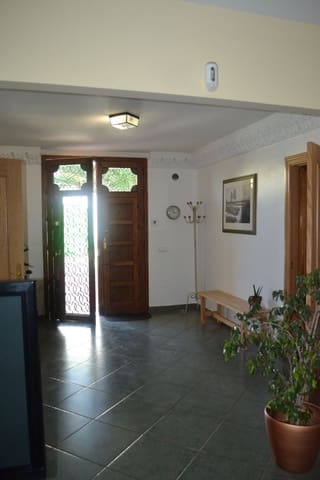 6 sypialnia Willa na sprzedaż w Alhaurín de la Torre z basenem garażem - 945 000 € (Ref: 8741953)