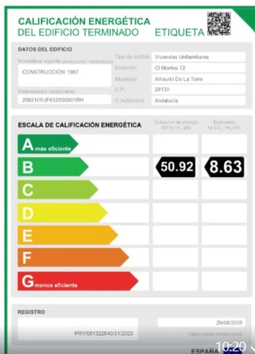 6 makuuhuone Huvila myytävänä paikassa Alhaurin de la Torre mukana uima-altaan 
autotalli - 945 000 € (Ref: 8741953)