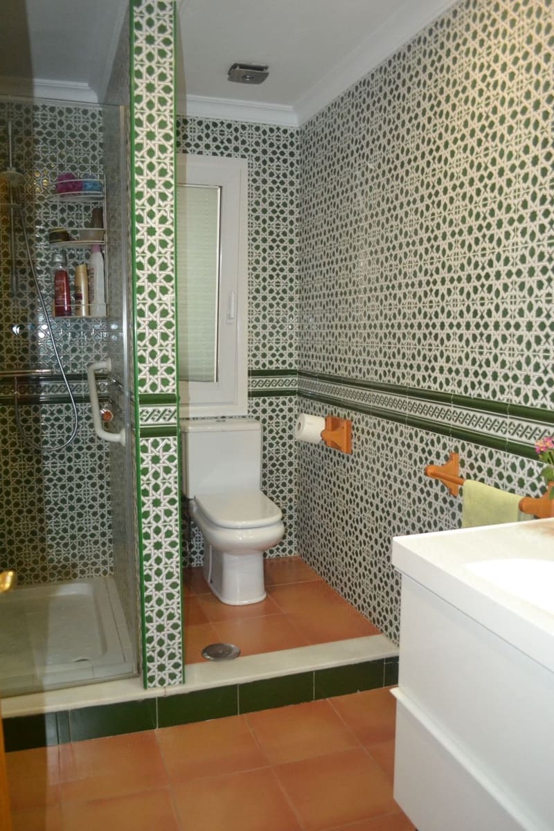 6 quarto Moradia para venda em Alhaurin de la Torre com piscina garagem - 895 000 € (Ref: 8741953)