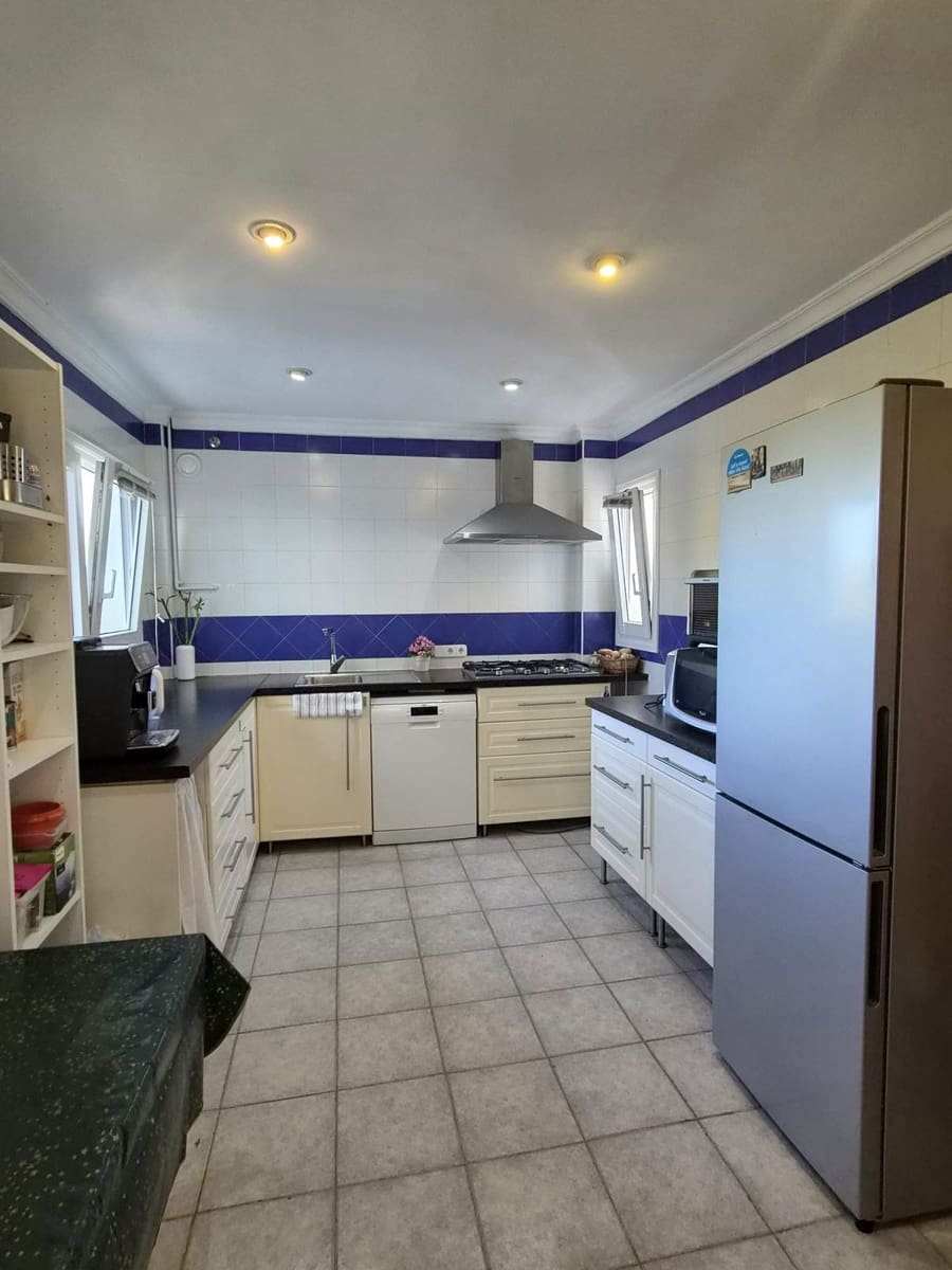 Chalet de 6 habitaciones en Alhaurín de la Torre en venta con piscina garaje - 895.000 € (Ref: 8741953)