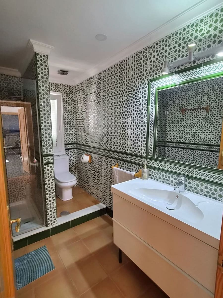 Chalet de 6 habitaciones en Alhaurín de la Torre en venta con piscina garaje - 895.000 € (Ref: 8741953)