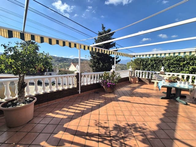 4 slaapkamer Halfvrijstaande villa te koop in Alhaurín el Grande met zwembad garage - € 499.000 (Ref: 8790899)