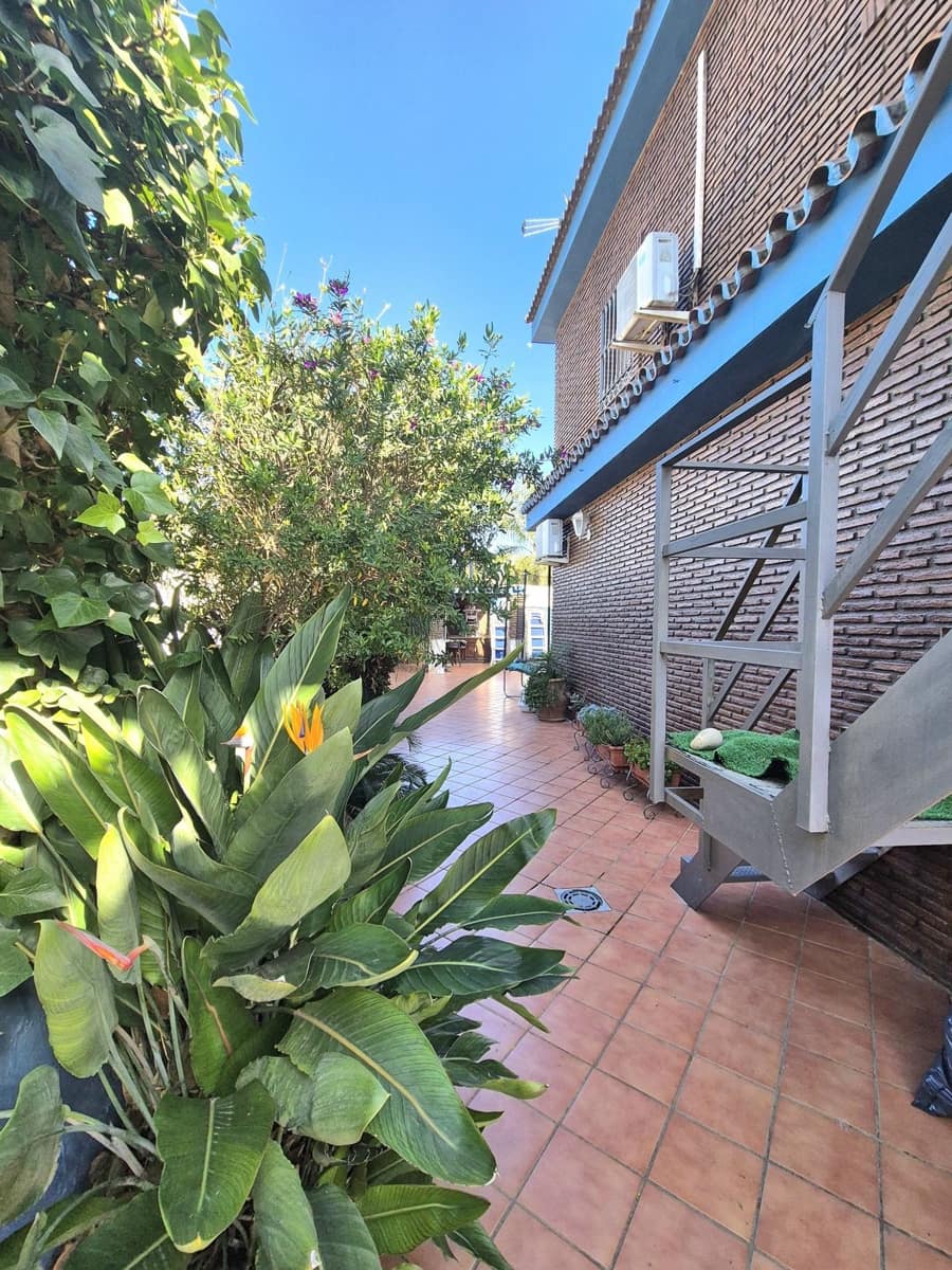 4 slaapkamer Halfvrijstaande villa te koop in Alhaurin el Grande met zwembad garage - € 499.000 (Ref: 8790899)