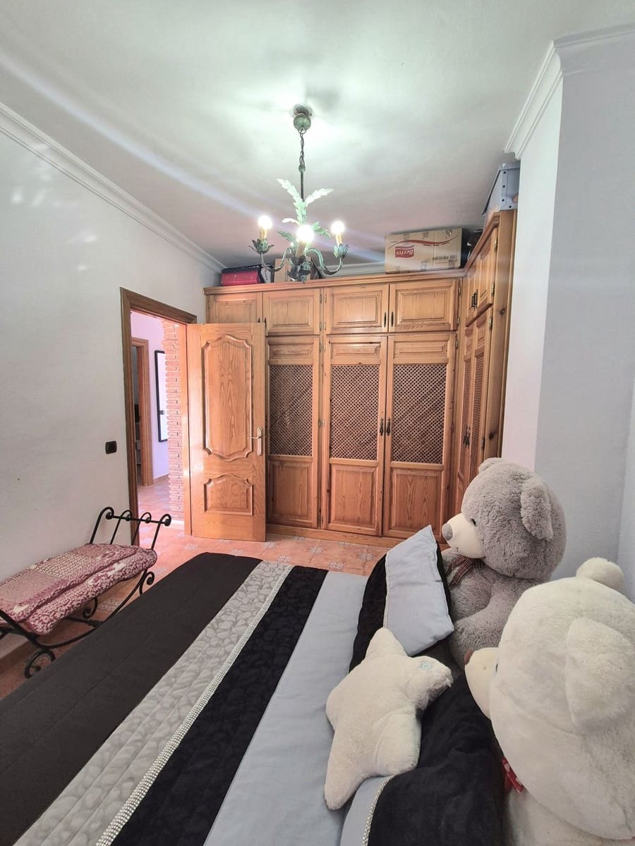 4 soverom Kjedet enebolig til salgs i Alhaurin el Grande med svømmebasseng garasje - € 499 000 (Ref: 8790899)