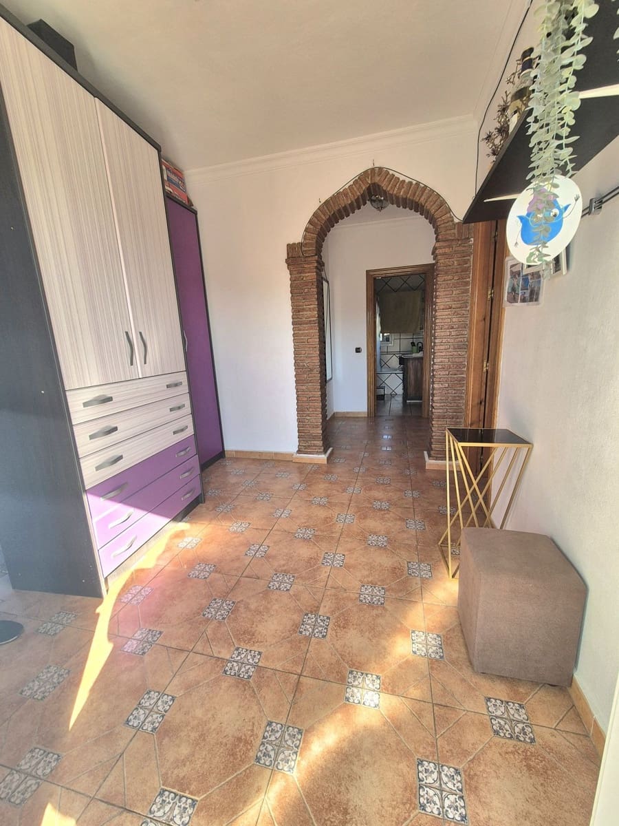 4 soverom Kjedet enebolig til salgs i Alhaurin el Grande med svømmebasseng garasje - € 499 000 (Ref: 8790899)