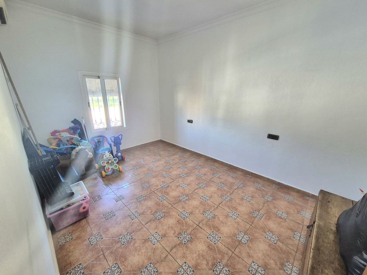4 soverom Kjedet enebolig til salgs i Alhaurin el Grande med svømmebasseng garasje - € 499 000 (Ref: 8790899)