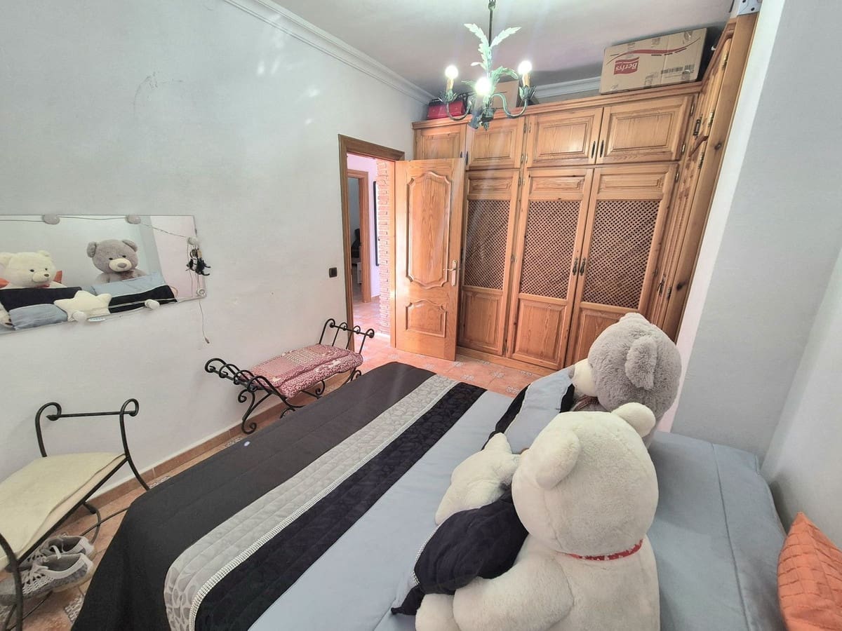 4 soverom Kjedet enebolig til salgs i Alhaurin el Grande med svømmebasseng garasje - € 499 000 (Ref: 8790899)