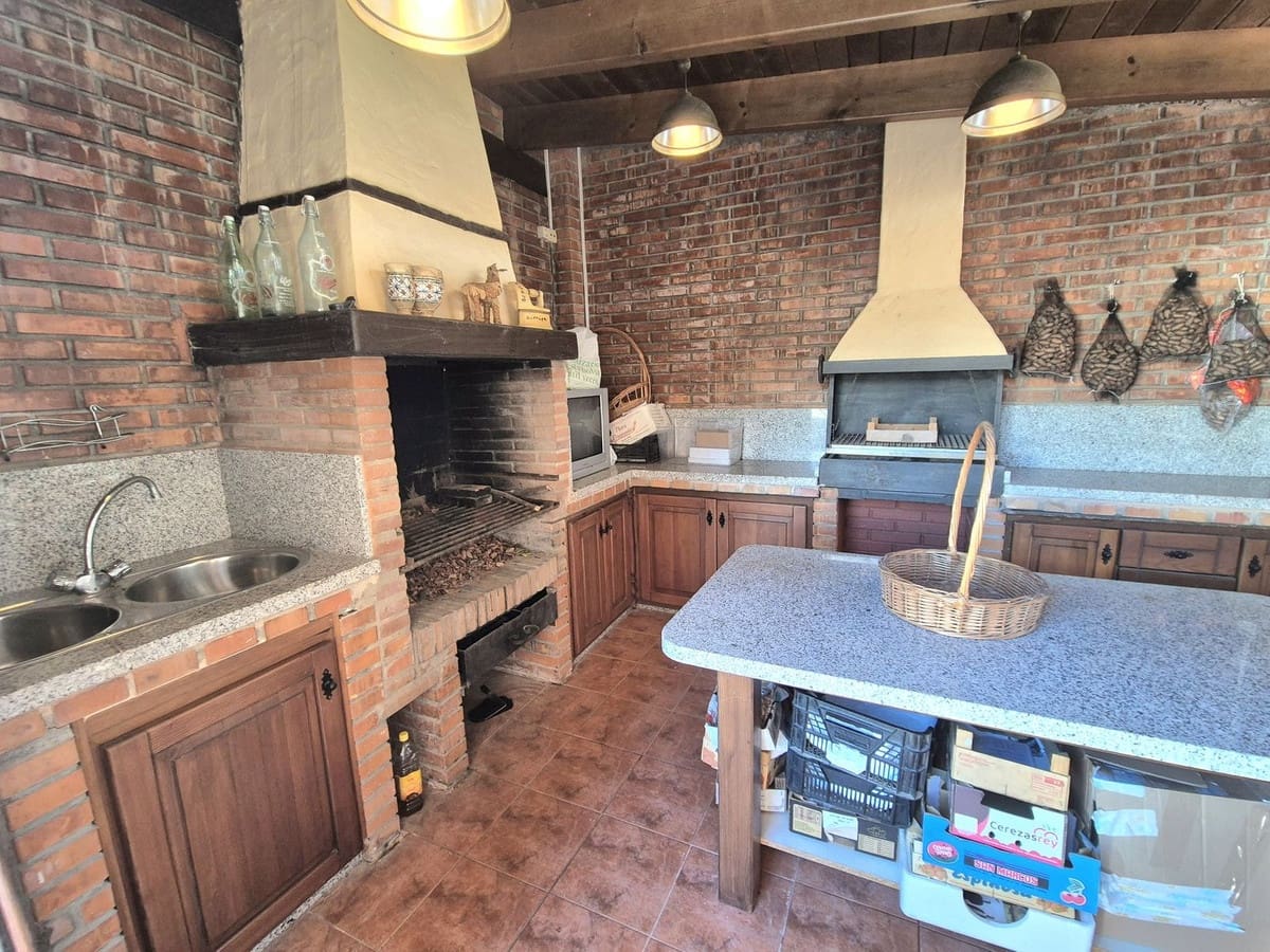 6 soveværelse Finca/Landehus til salg i Coin med swimmingpool garage - € 2.200.000 (Ref: 8905772)