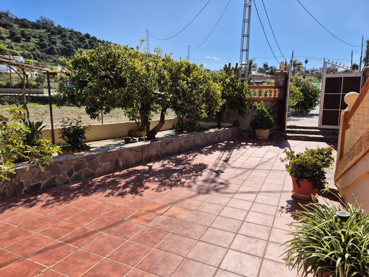 6 soveværelse Finca/Landehus til salg i Coin med swimmingpool garage - € 2.200.000 (Ref: 8905772)