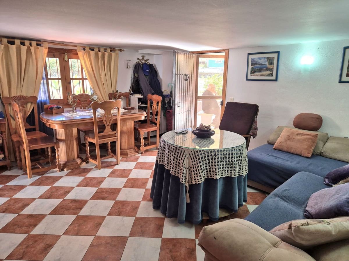 6 soveværelse Finca/Landehus til salg i Coin med swimmingpool garage - € 2.200.000 (Ref: 8905772)