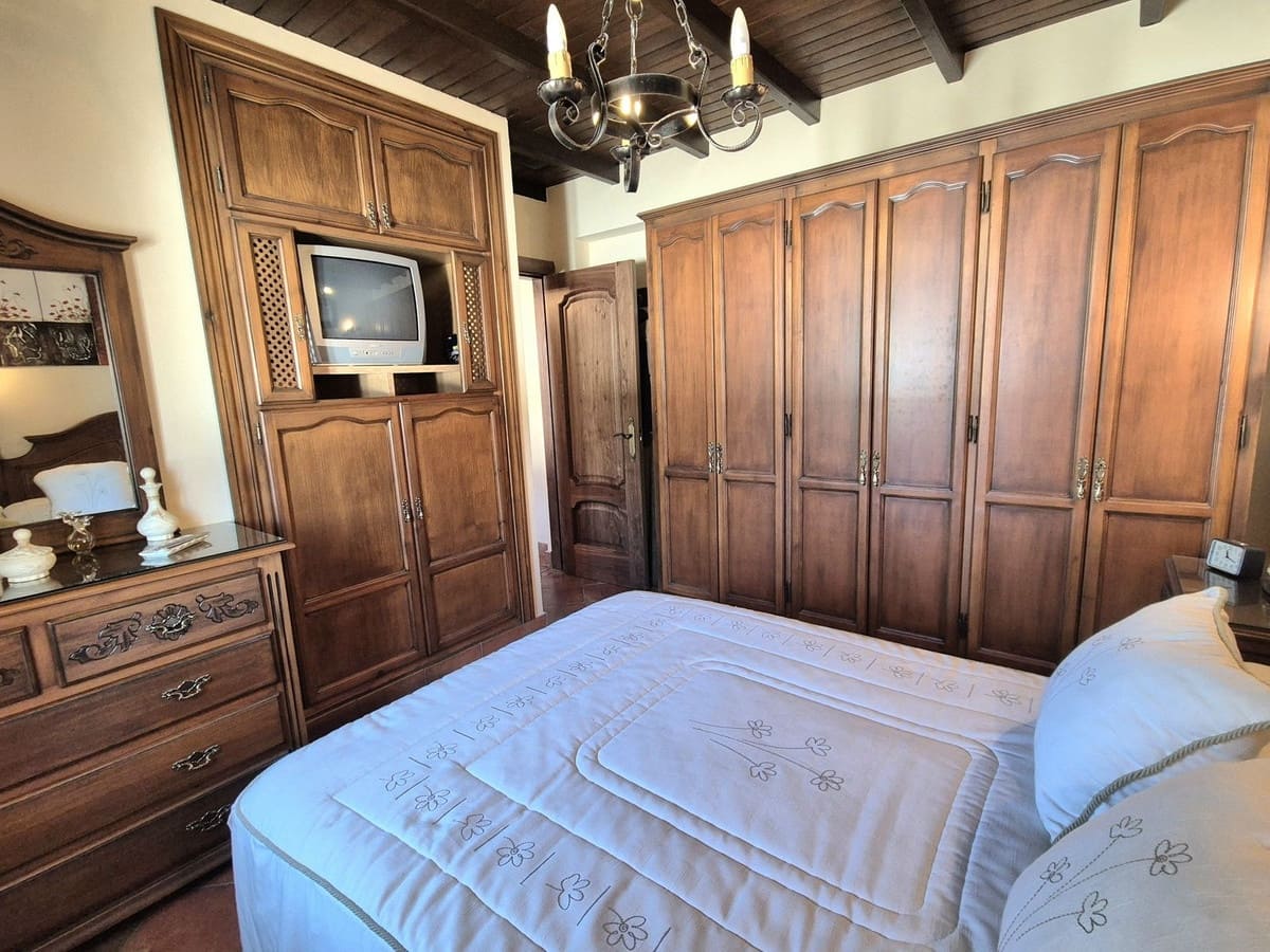Finca/Casa Rural de 6 habitaciones en Coín en venta con piscina garaje - 2.200.000 € (Ref: 8905772)