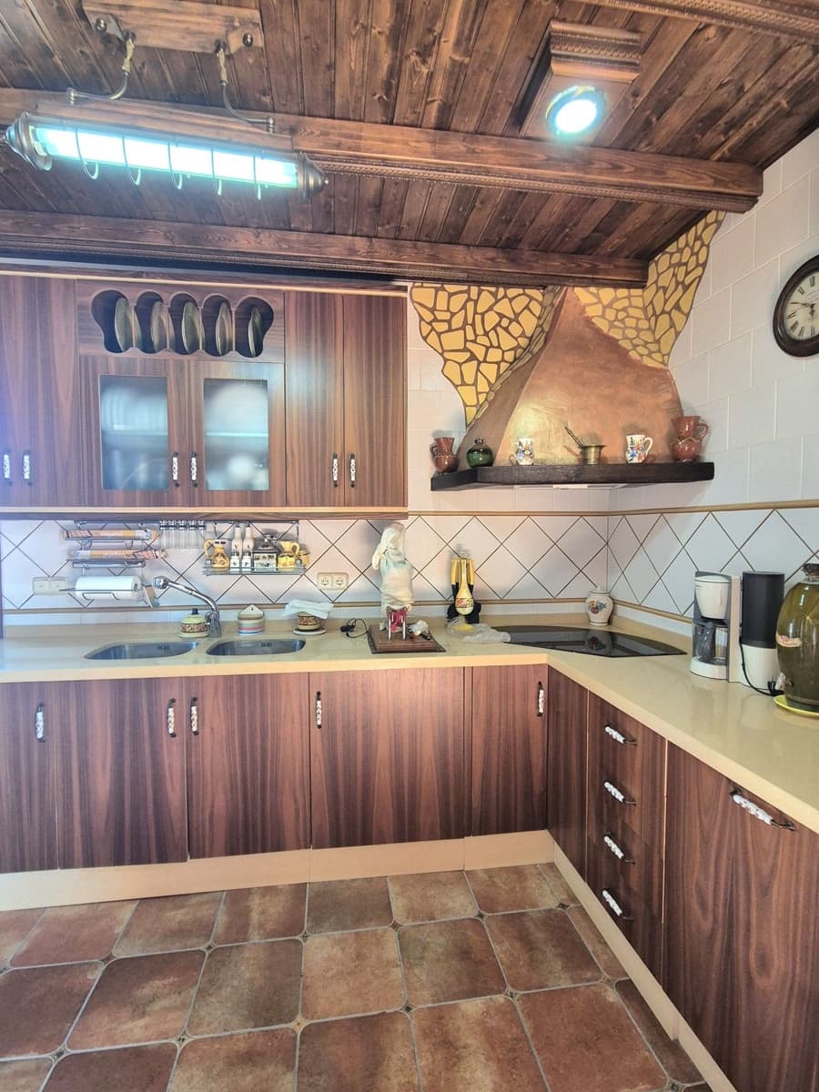 Finca/Casa Rural de 6 habitaciones en Coín en venta con piscina garaje - 2.200.000 € (Ref: 8905772)