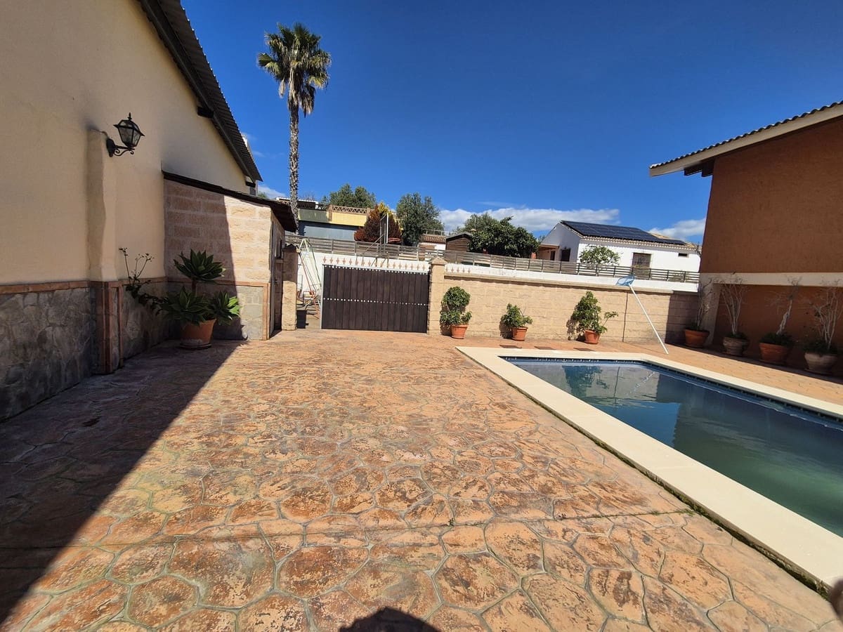 Finca/Casa Rural de 6 habitaciones en Coín en venta con piscina garaje - 2.200.000 € (Ref: 8905772)