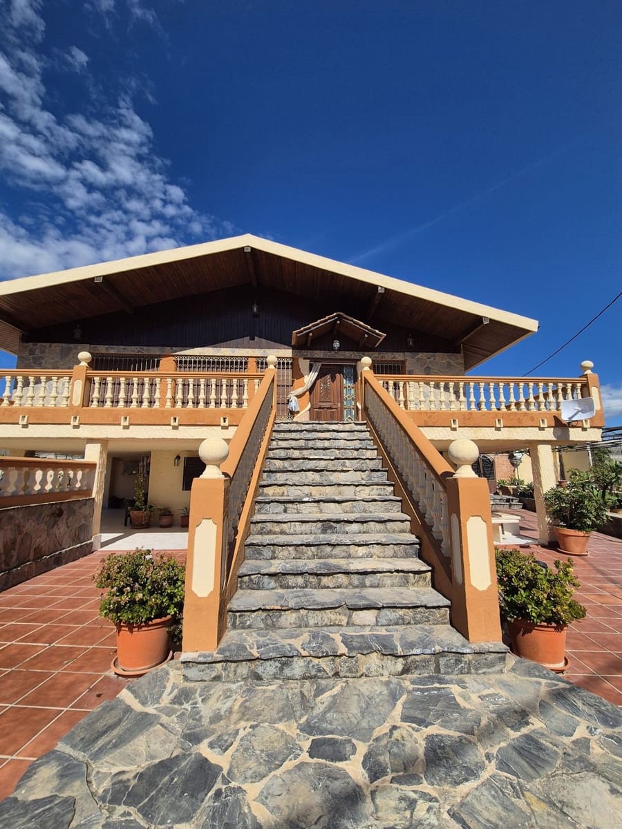 Finca/Casa Rural de 6 habitaciones en Coín en venta con piscina garaje - 2.200.000 € (Ref: 8905772)