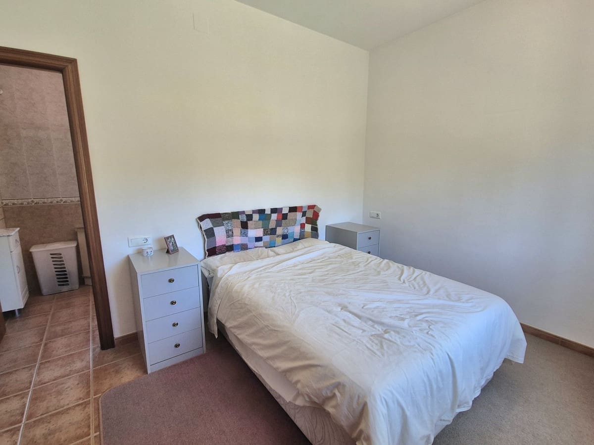 3 chambre Finca/Maison de Campagne à vendre à Cartama avec piscine garage - 349 500 € (Ref: 9004053)