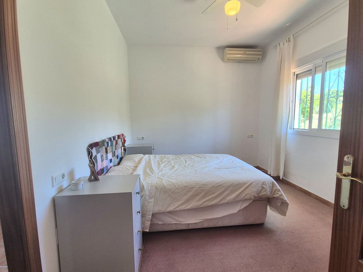 3 chambre Finca/Maison de Campagne à vendre à Cartama avec piscine garage - 349 500 € (Ref: 9004053)