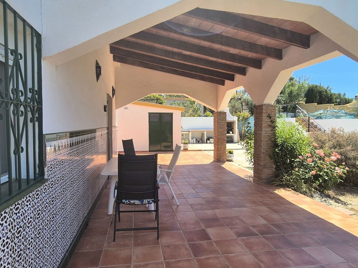 3 chambre Finca/Maison de Campagne à vendre à Cartama avec piscine garage - 349 500 € (Ref: 9004053)