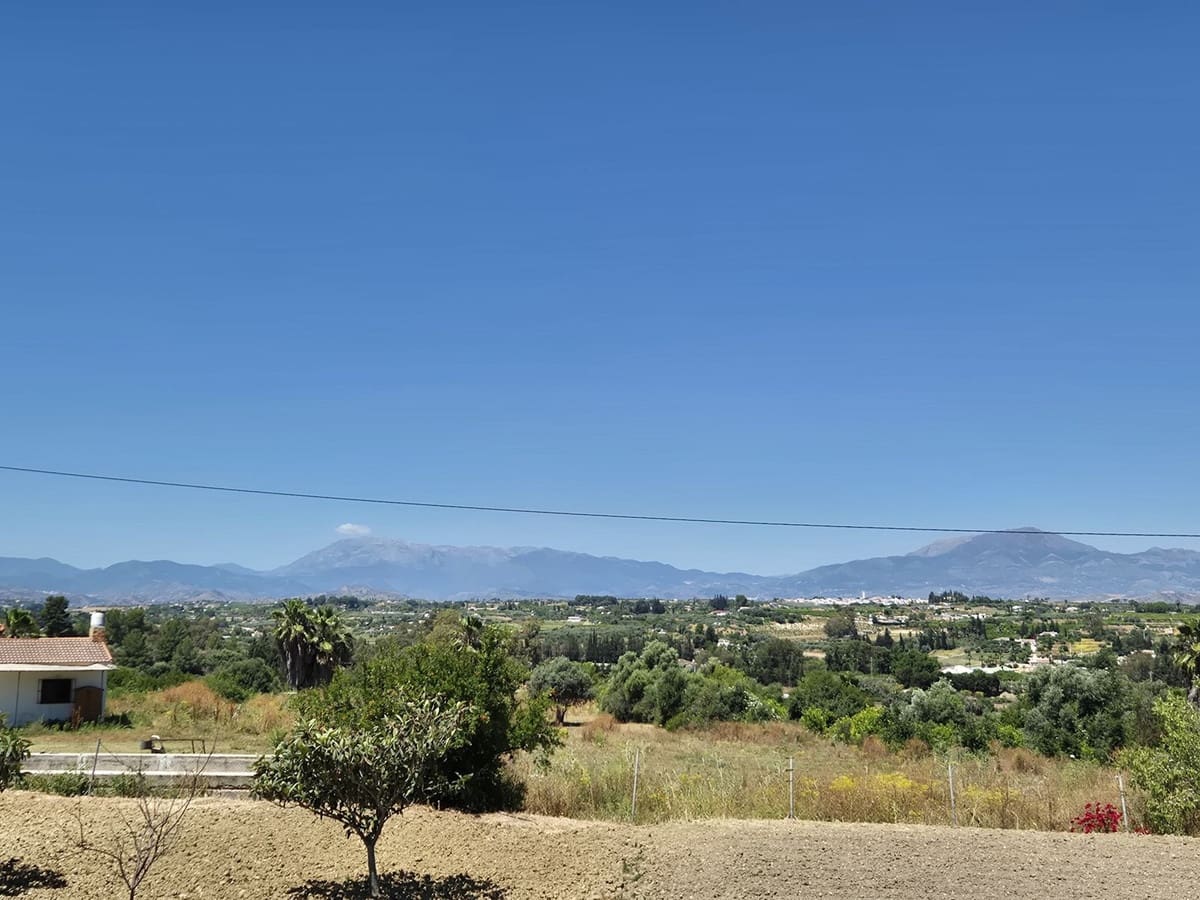 3 chambre Finca/Maison de Campagne à vendre à Cartama avec piscine garage - 349 500 € (Ref: 9004053)