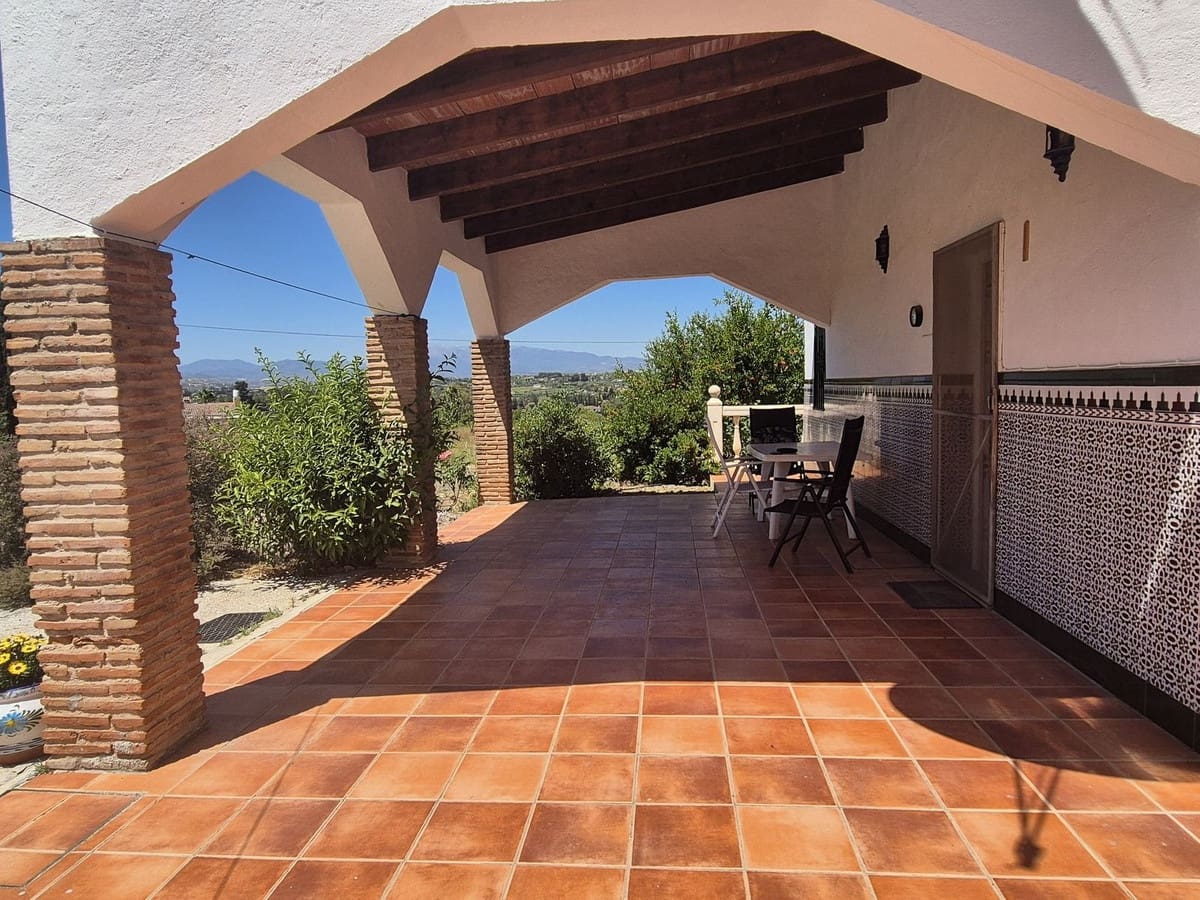 3 chambre Finca/Maison de Campagne à vendre à Cartama avec piscine garage - 349 500 € (Ref: 9004053)