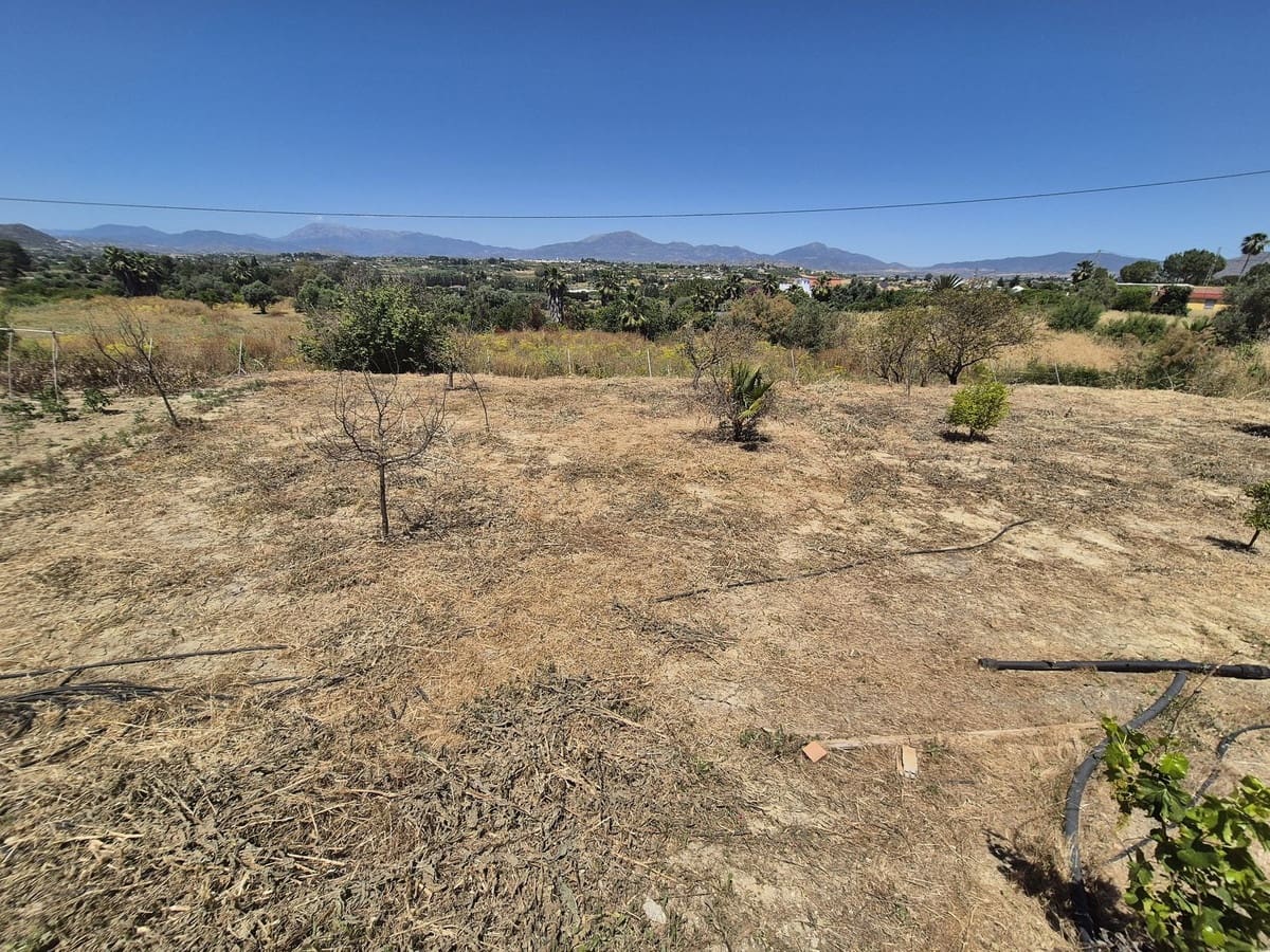 3 chambre Finca/Maison de Campagne à vendre à Cartama avec piscine garage - 349 500 € (Ref: 9004053)