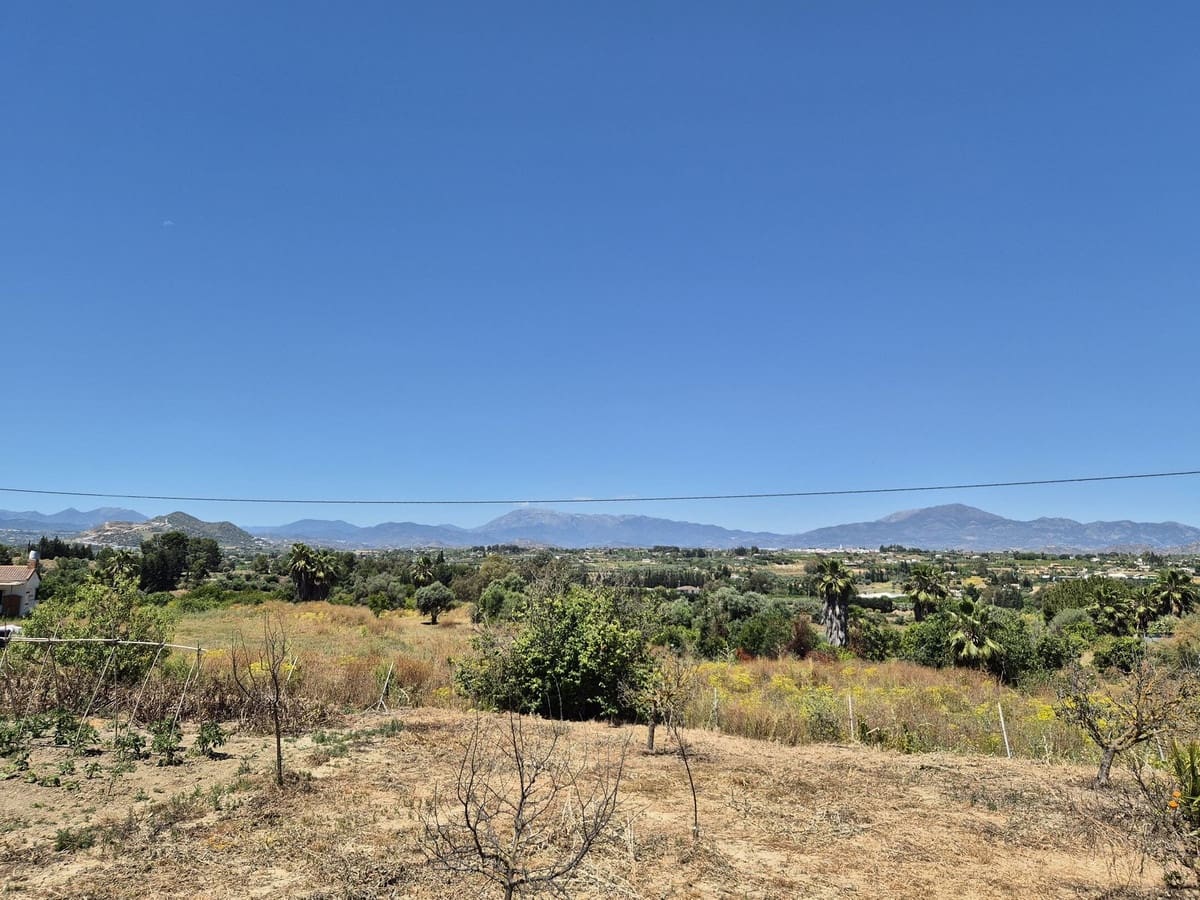 3 chambre Finca/Maison de Campagne à vendre à Cartama avec piscine garage - 349 500 € (Ref: 9004053)