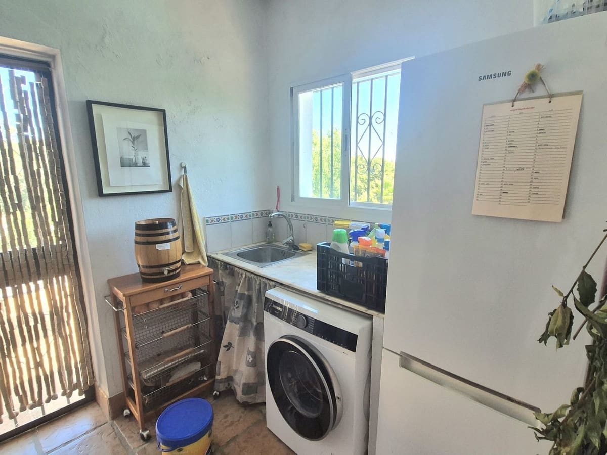 3 slaapkamer Finca/Landhuis te koop in Alhaurin el Grande met zwembad garage - € 680.000 (Ref: 9013083)