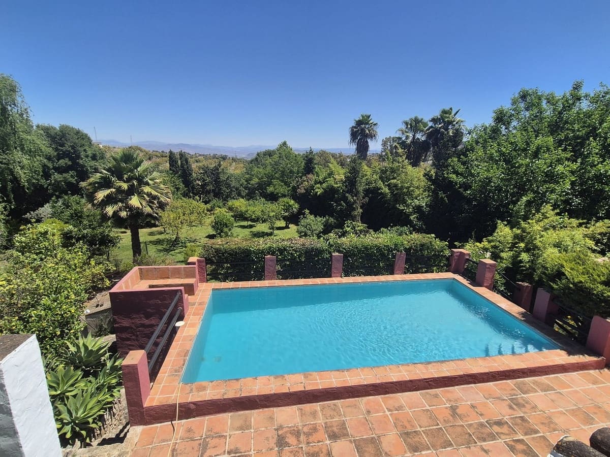 3 Zimmer Finca/Landgut zu verkaufen in Alhaurin el Grande mit Pool Garage - 680.000 € (Ref: 9013083)