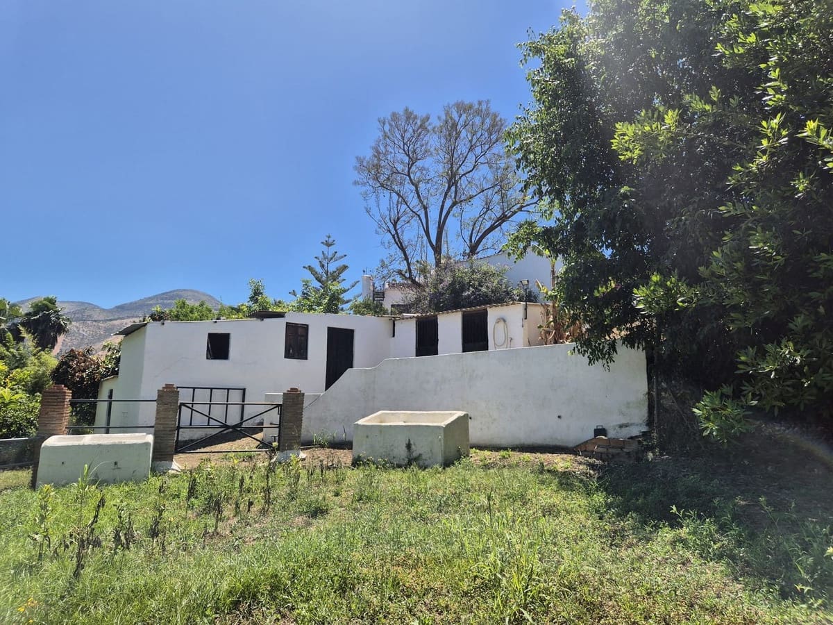 3 Zimmer Finca/Landgut zu verkaufen in Alhaurin el Grande mit Pool Garage - 680.000 € (Ref: 9013083)