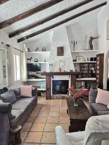 3 soveværelse Finca/Landehus til salg i Alhaurín el Grande med swimmingpool garage - € 680.000 (Ref: 9013083)