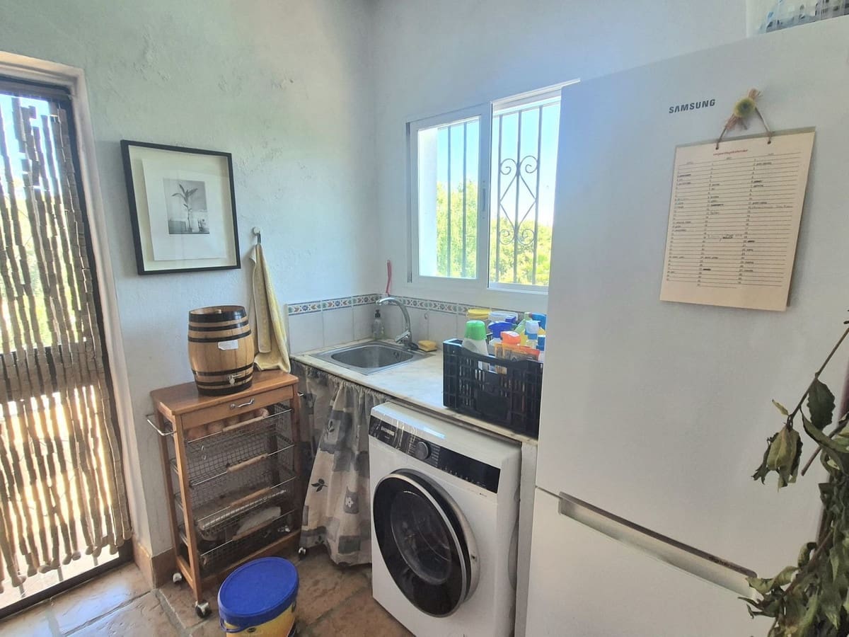 Finca/Casa Rural de 3 habitaciones en Alhaurín el Grande en venta con piscina garaje - 680.000 € (Ref: 9013083)