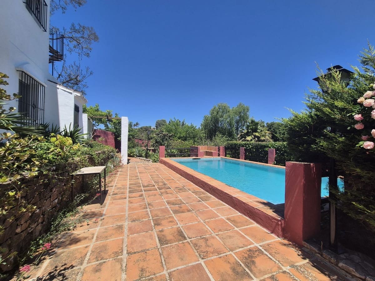 Finca/Casa Rural de 3 habitaciones en Alhaurín el Grande en venta con piscina garaje - 680.000 € (Ref: 9013083)