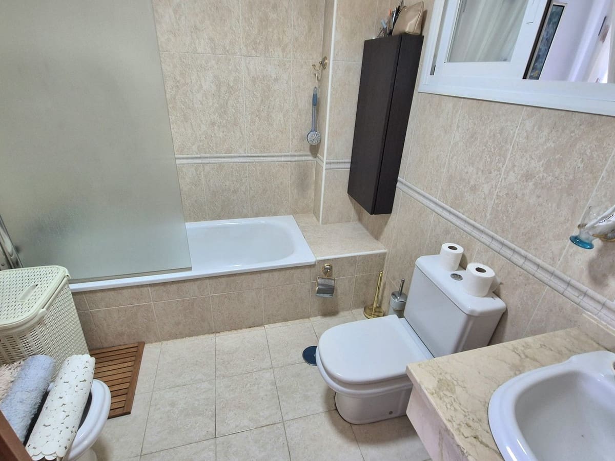 3 soveværelse Byhus til salg i Alhaurin Golf med swimmingpool garage - € 380.000 (Ref: 9058235)