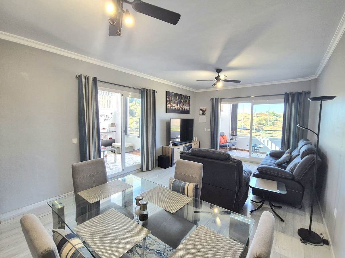 2 soverom Penthouse til salgs i Alhaurin Golf med svømmebasseng garasje - € 330 000 (Ref: 9133122)