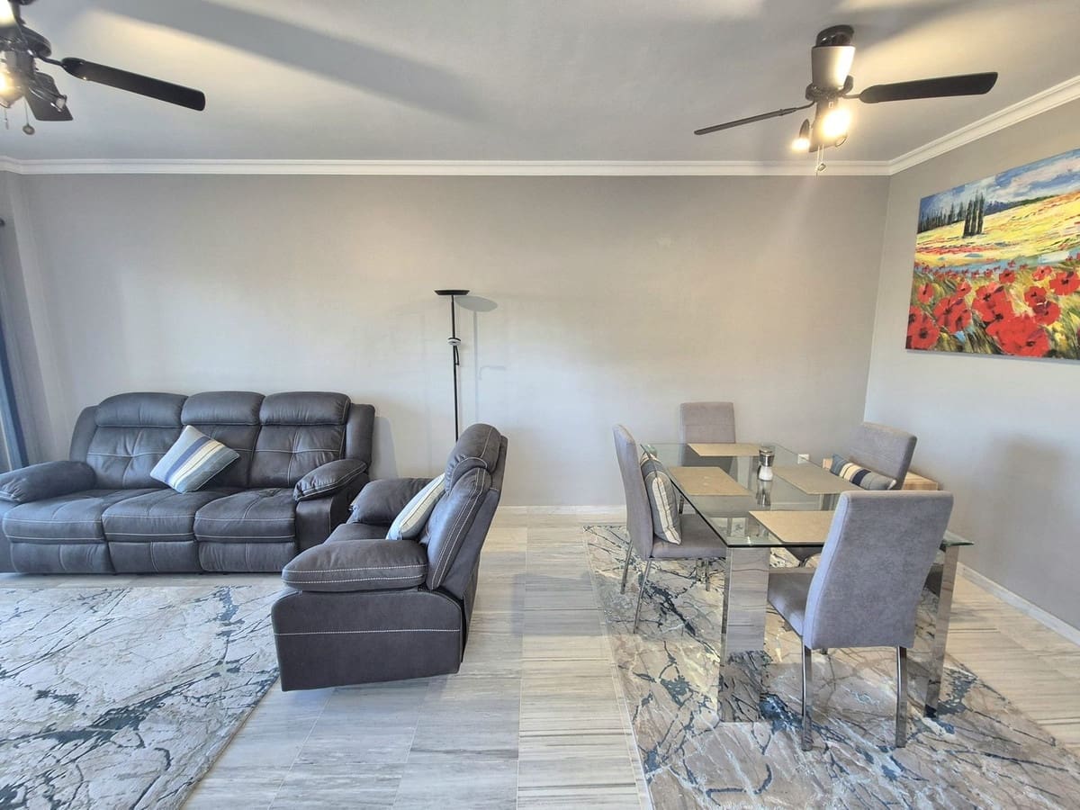 2 soverom Penthouse til salgs i Alhaurin Golf med svømmebasseng garasje - € 330 000 (Ref: 9133122)