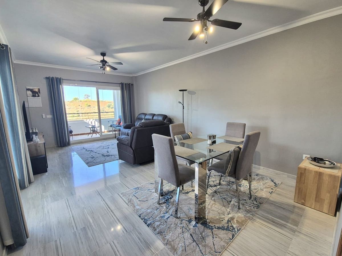 2 soverom Penthouse til salgs i Alhaurin Golf med svømmebasseng garasje - € 330 000 (Ref: 9133122)