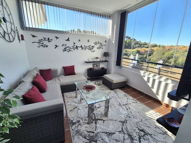 2 soverom Penthouse til salgs i Alhaurín Golf, Alhaurín el Grande med svømmebasseng garasje - € 330 000 (Ref: 9133122)