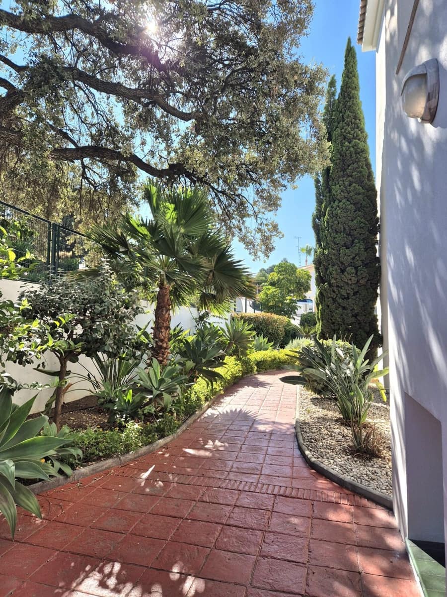 2 soverom Penthouse til salgs i Alhaurin Golf med svømmebasseng garasje - € 330 000 (Ref: 9133122)