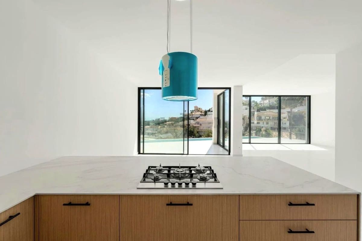 3 soveværelse Villa til salg i Cerro del Aguila med swimmingpool garage - € 989.000 (Ref: 9135939)