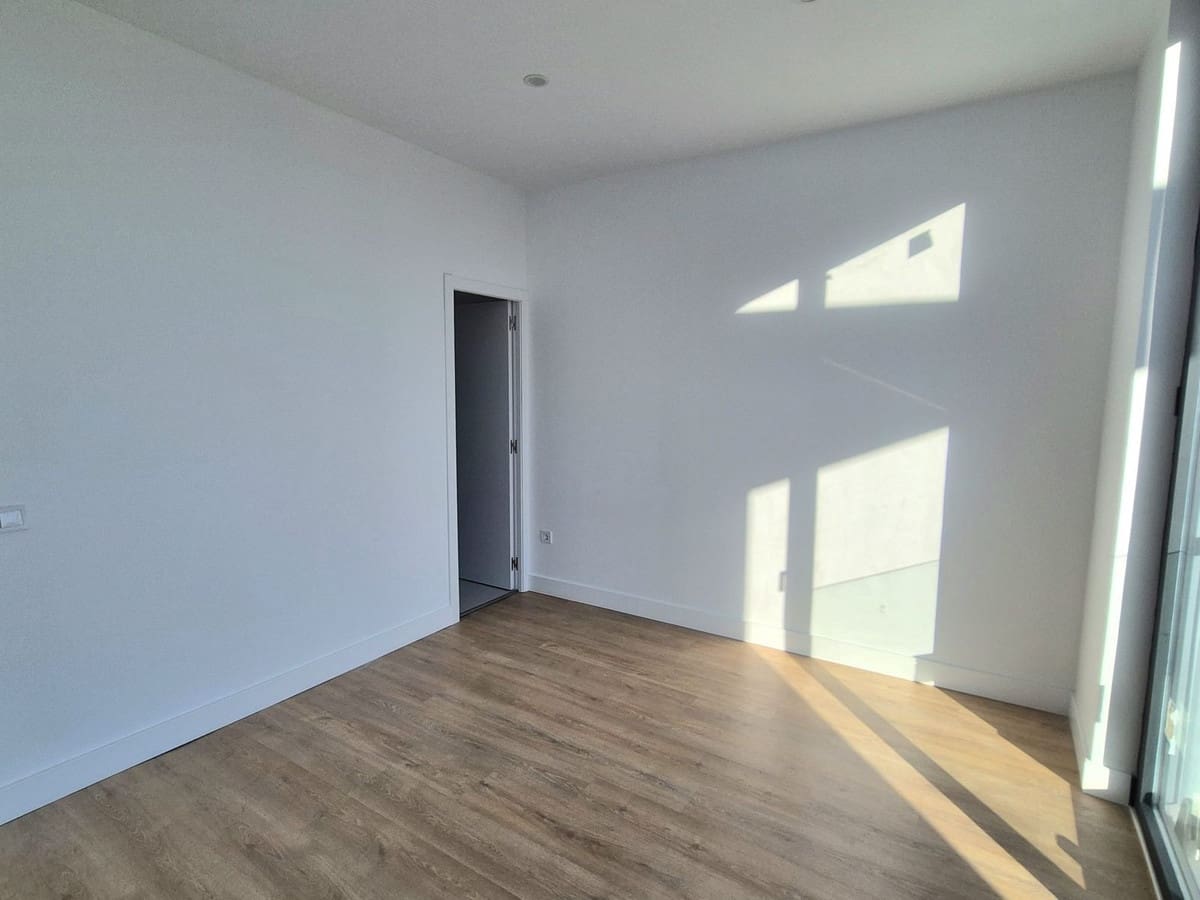 3 soveværelse Villa til salg i Cerro del Aguila med swimmingpool garage - € 989.000 (Ref: 9135939)