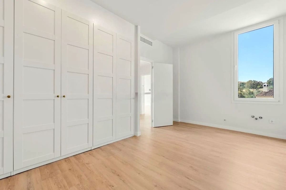 3 soveværelse Villa til salg i Cerro del Aguila med swimmingpool garage - € 989.000 (Ref: 9135939)