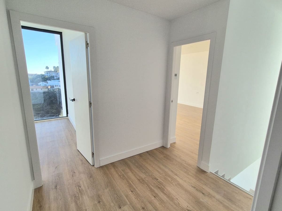 3 soveværelse Villa til salg i Cerro del Aguila med swimmingpool garage - € 989.000 (Ref: 9135939)