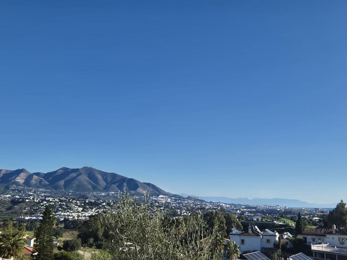 3 soveværelse Villa til salg i Cerro del Aguila med swimmingpool garage - € 989.000 (Ref: 9135939)