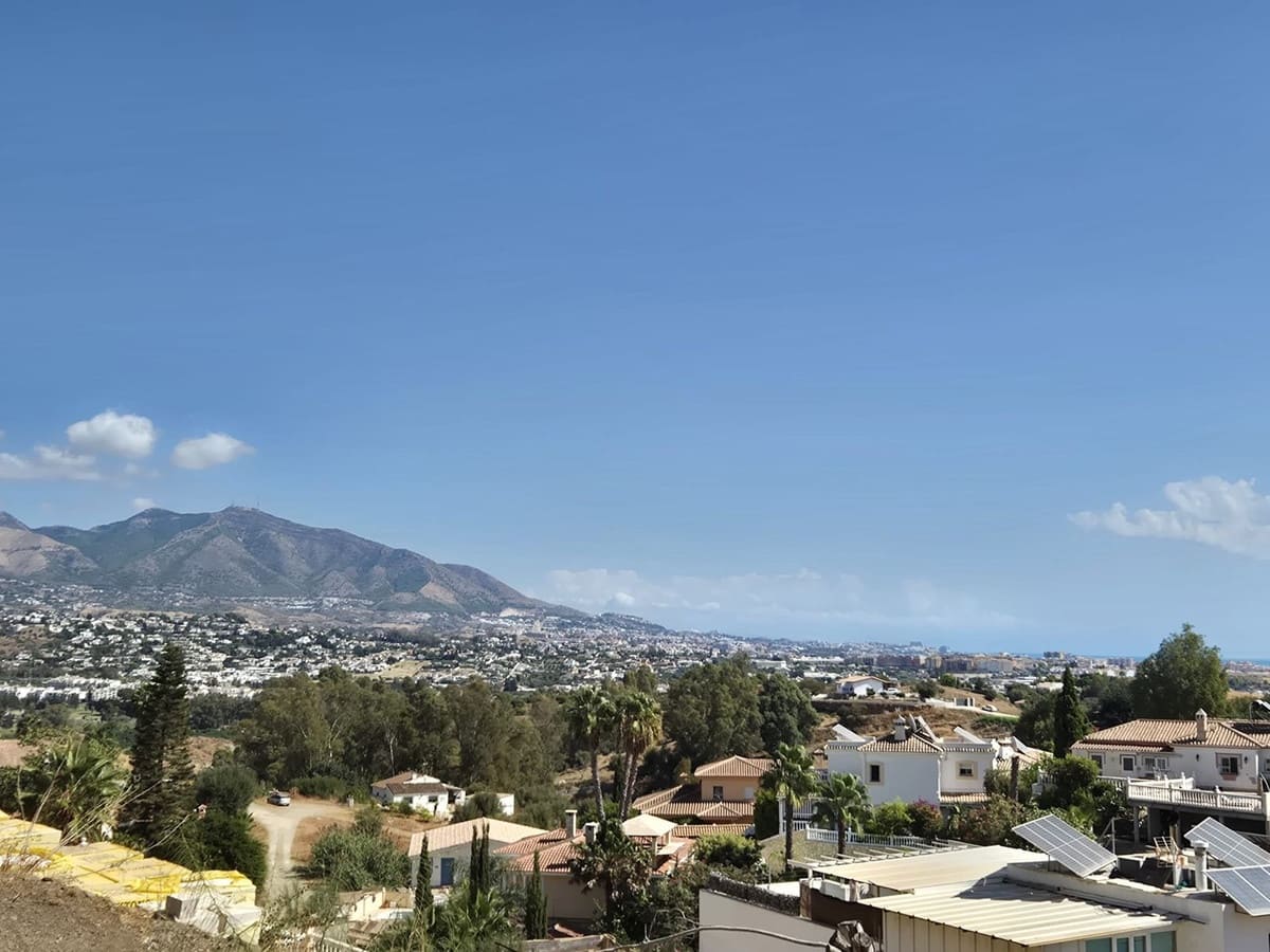 3 soveværelse Villa til salg i Cerro del Aguila med swimmingpool garage - € 989.000 (Ref: 9135939)