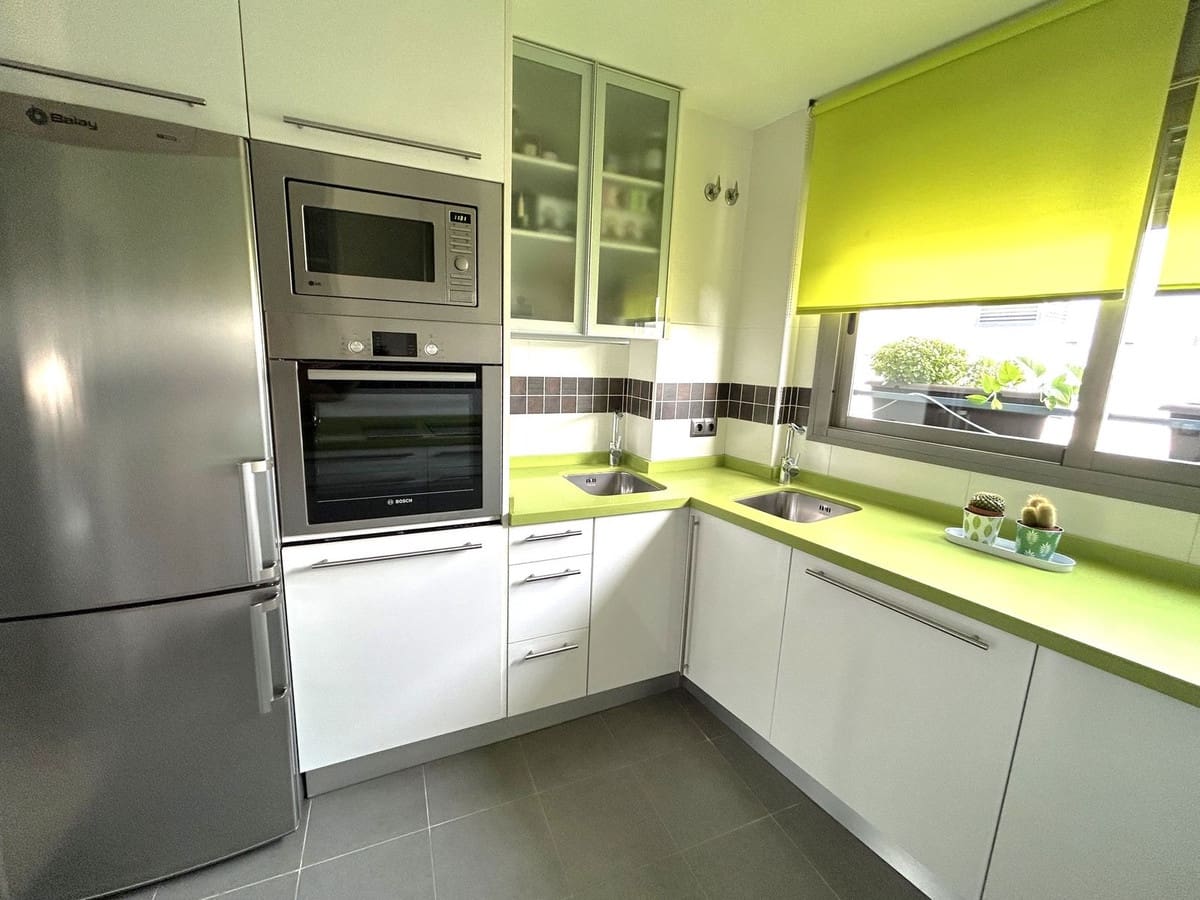 2 soverom Penthouse til salgs i Alhaurin el Grande med garasje - € 349 000 (Ref: 9233861)