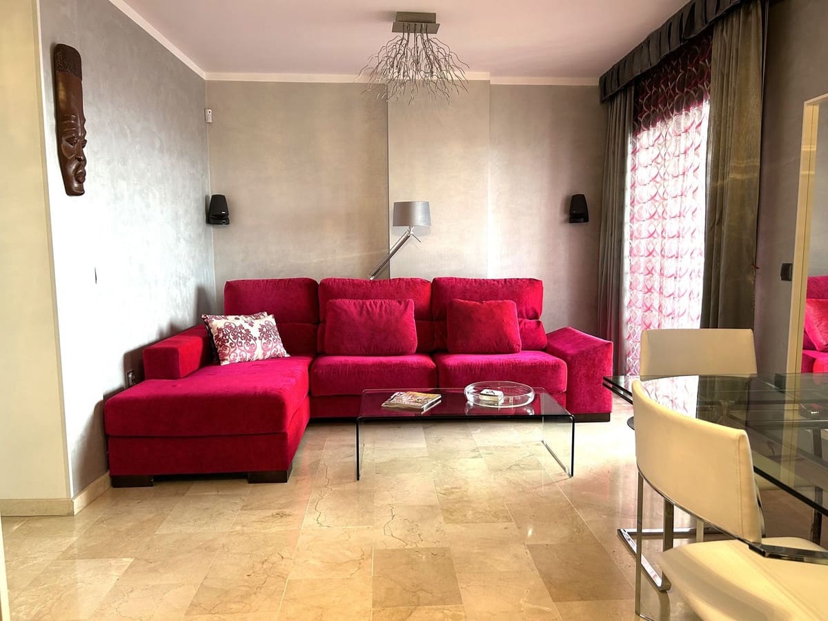 Ático de 2 habitaciones en Alhaurín el Grande en venta con garaje - 349.000 € (Ref: 9233861)