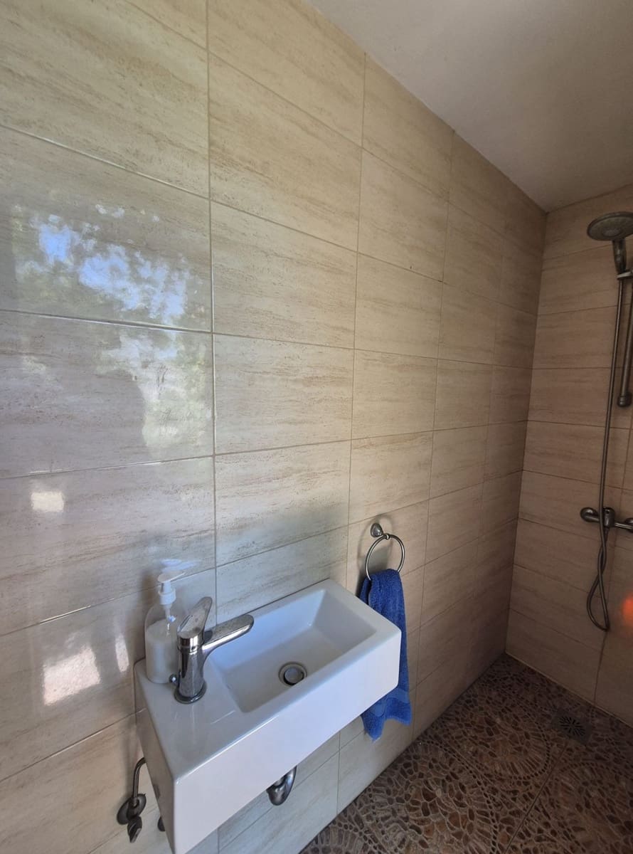 2 soveværelse Villa til salg i Coin med swimmingpool garage - € 475.000 (Ref: 9247505)