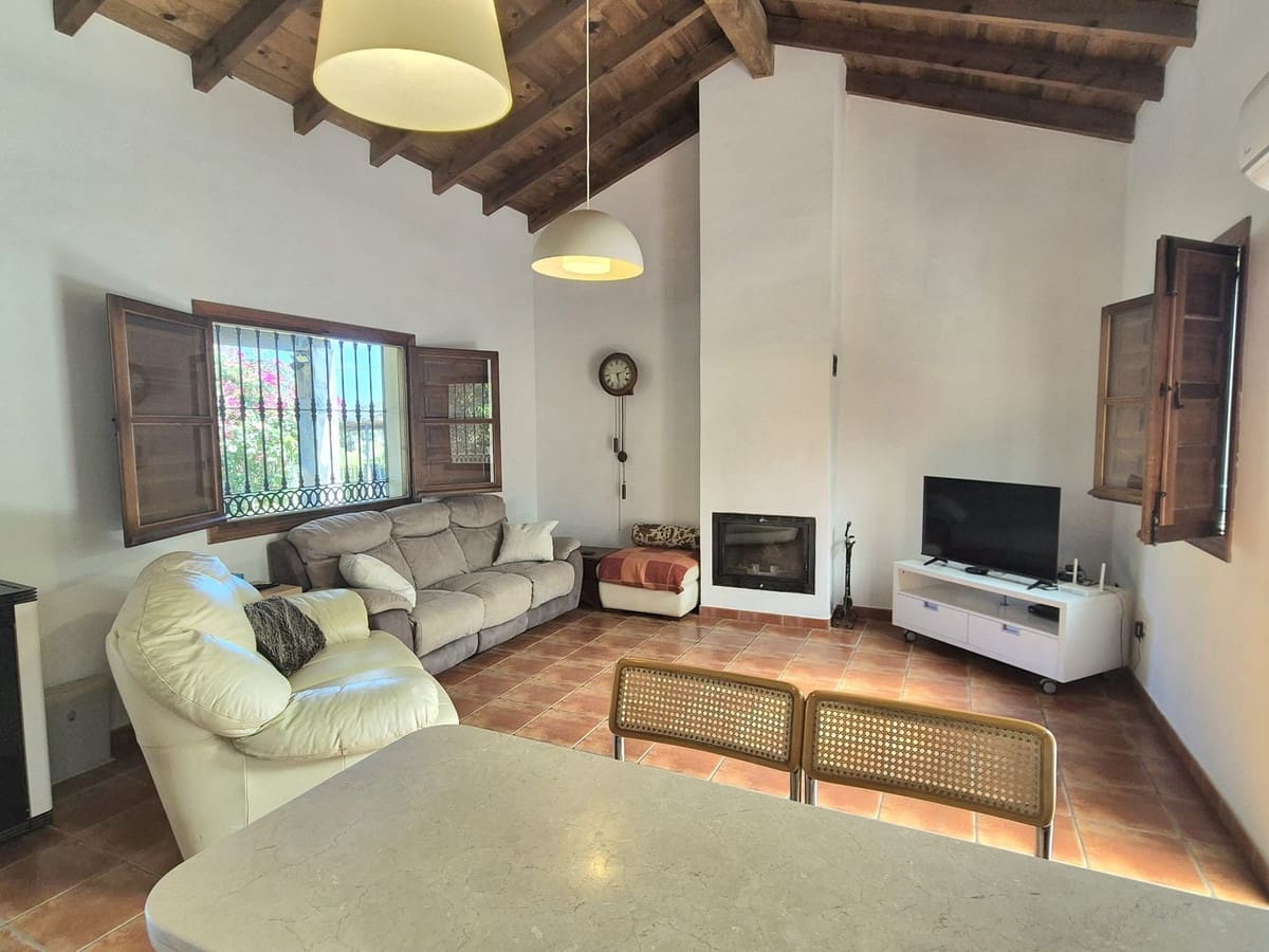 Chalet de 2 habitaciones en Coín en venta con piscina garaje - 475.000 € (Ref: 9247505)