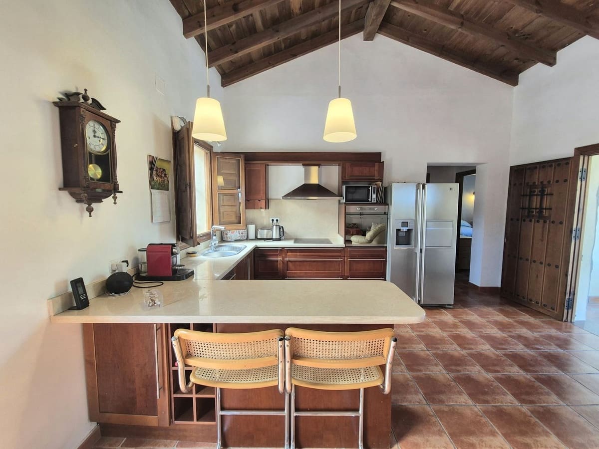 Chalet de 2 habitaciones en Coín en venta con piscina garaje - 475.000 € (Ref: 9247505)