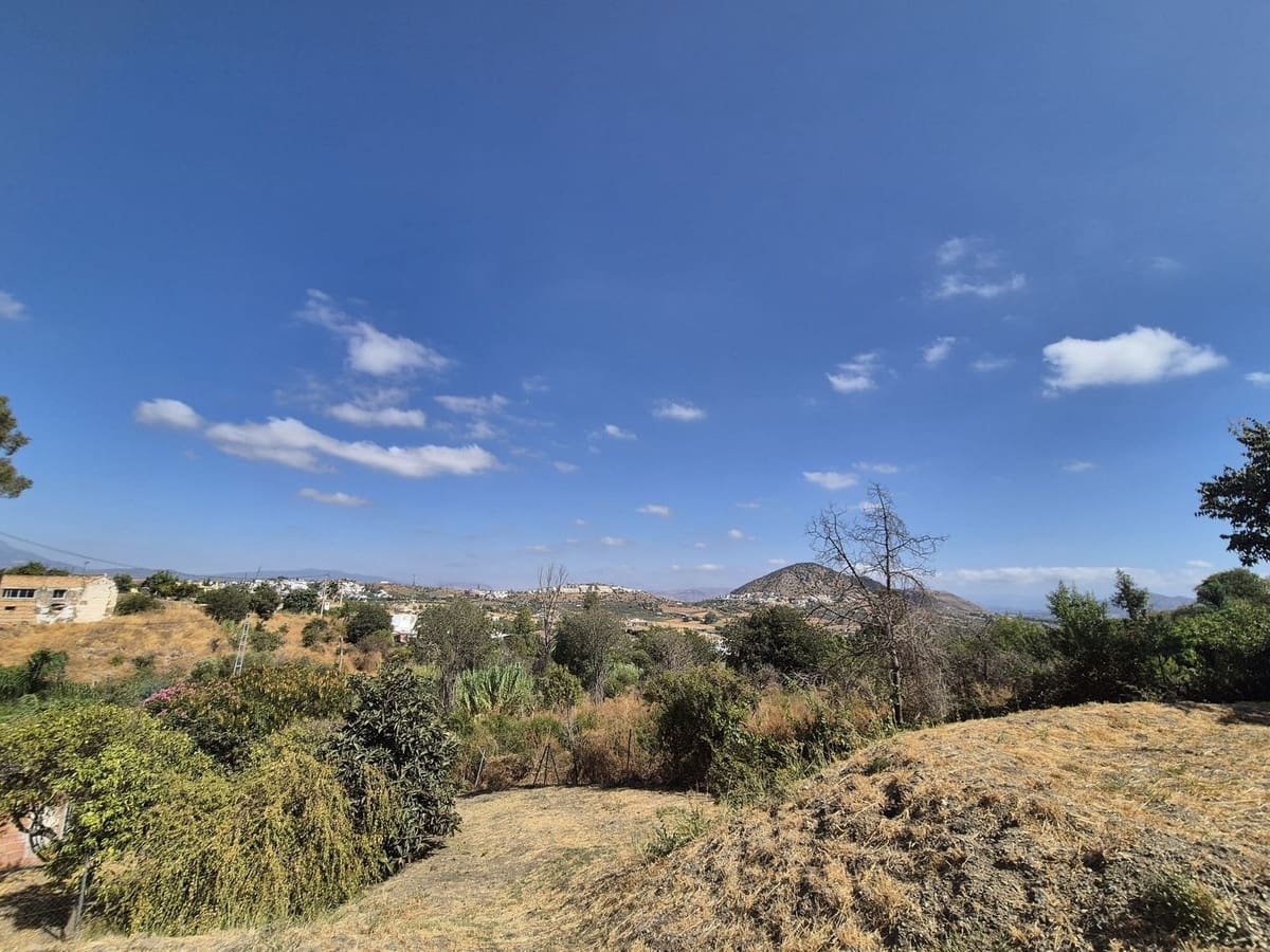 Chalet de 2 habitaciones en Coín en venta con piscina garaje - 475.000 € (Ref: 9247505)