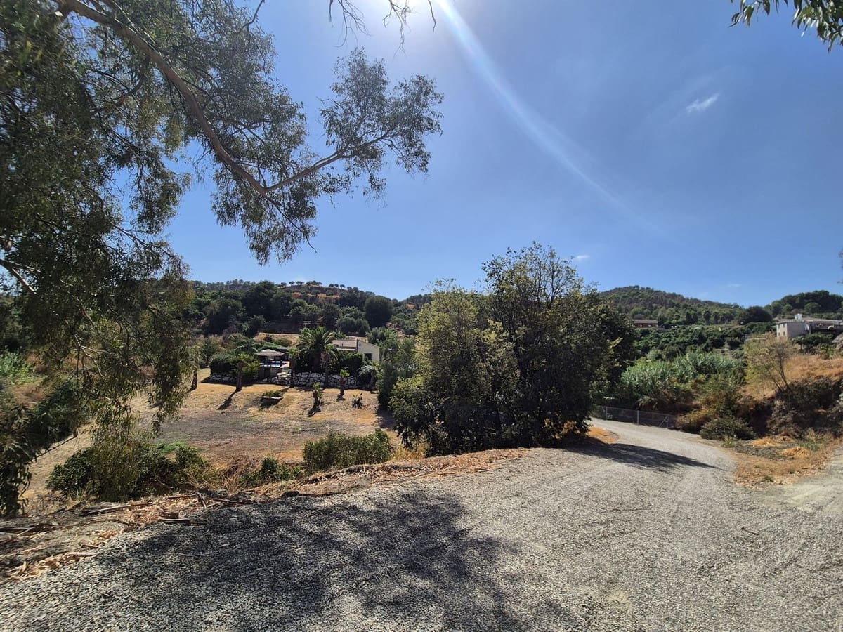 Chalet de 2 habitaciones en Coín en venta con piscina garaje - 475.000 € (Ref: 9247505)